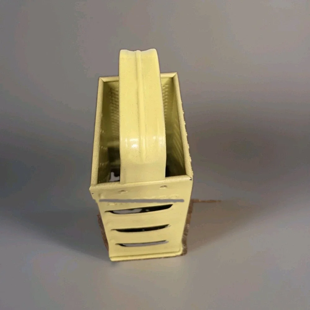 Vintage BROMCO Yellow Metal Box Cheese Grater 4 Sided Kitchen Utensil Retro